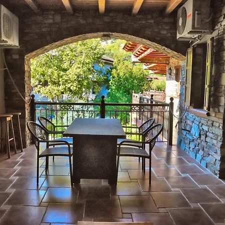 Hotel Παραδοσιακο Като-Лутракі Екстер'єр фото