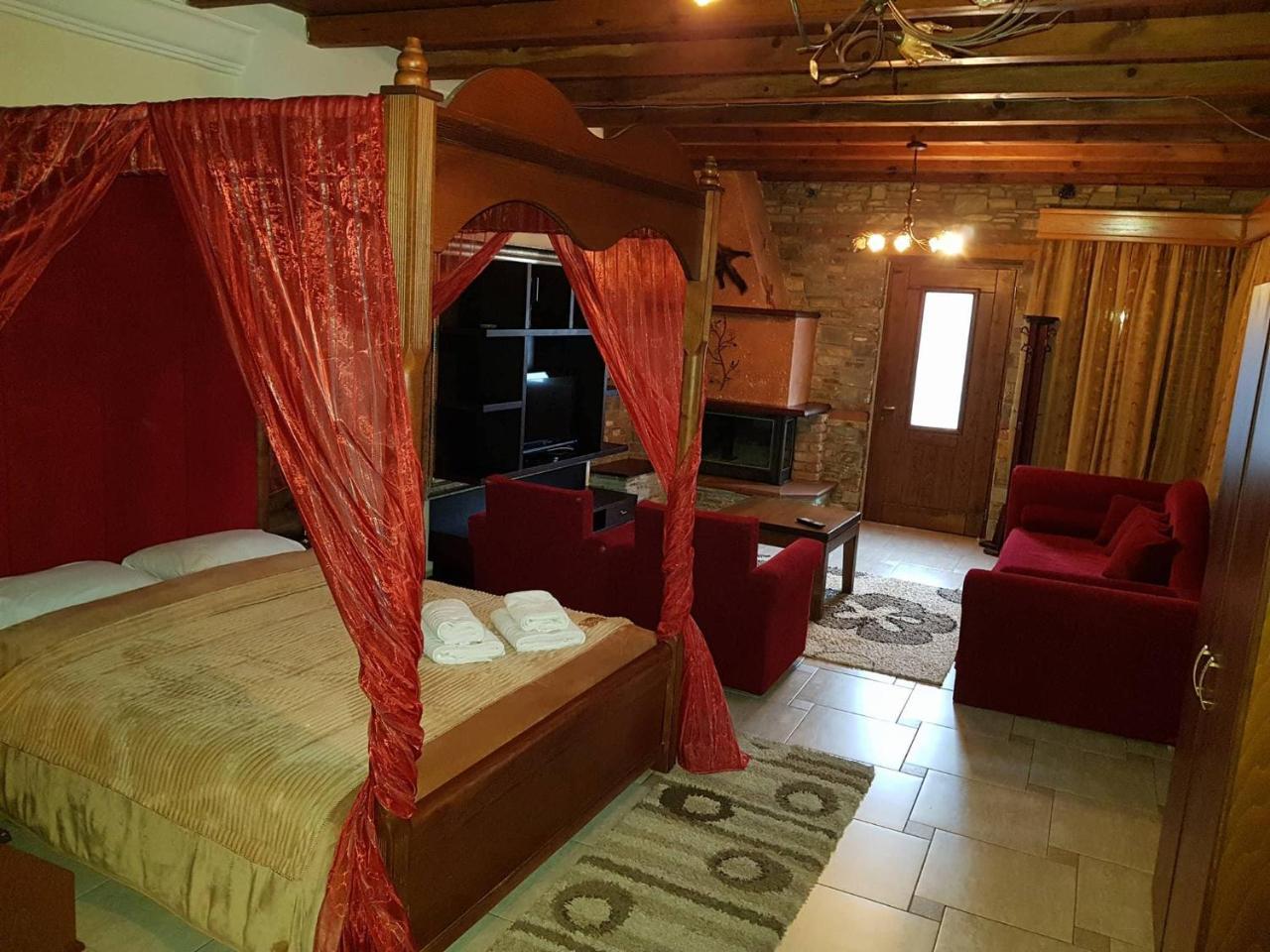 Hotel Παραδοσιακο Като-Лутракі Екстер'єр фото